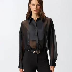 Camisa con detalle cut-out