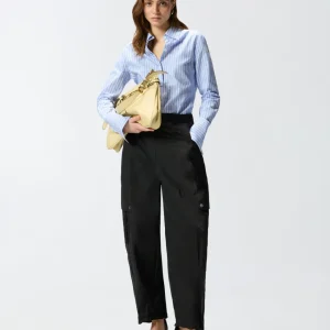 Pantalones workwear con aplicaciones transparentes