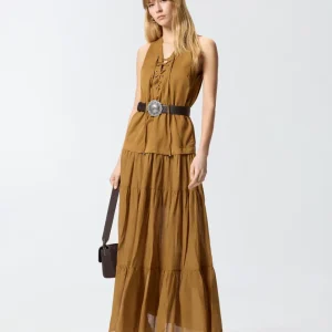 Vestido largo de algdón con volante y cintas