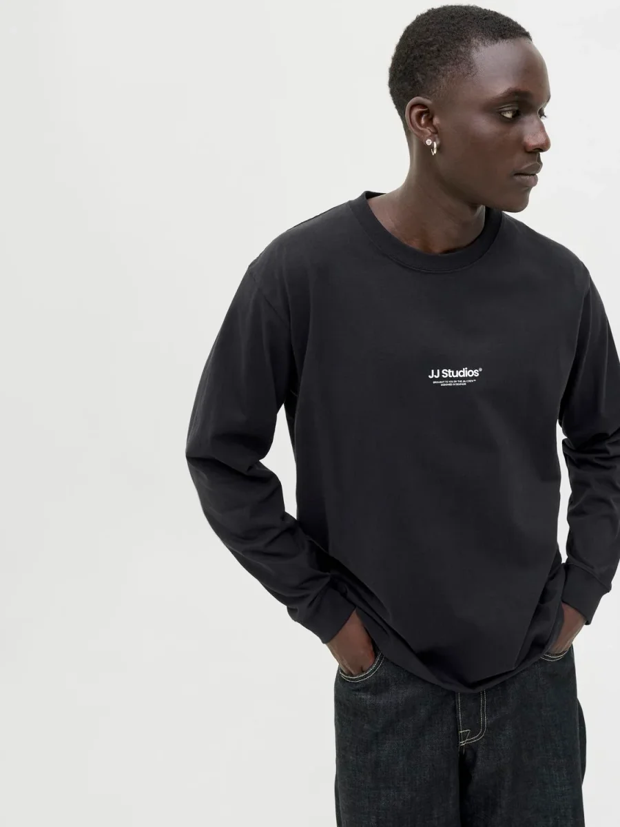 CAMISETA RELAXED SOHO - Black - Imagen 4