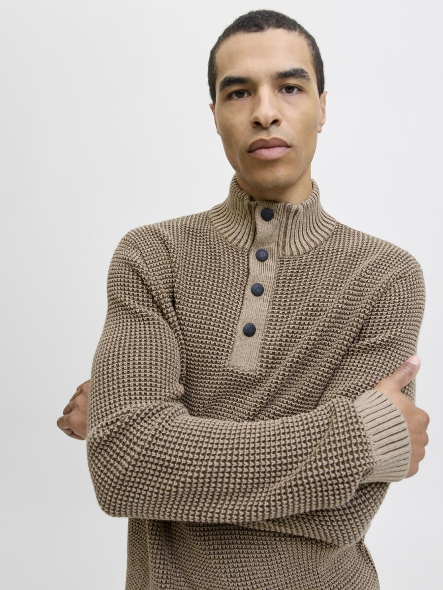 SWEATER TEJIDO ETHAN - Crockery Detail:Twist w. Canteen. Button Placket - Imagen 4