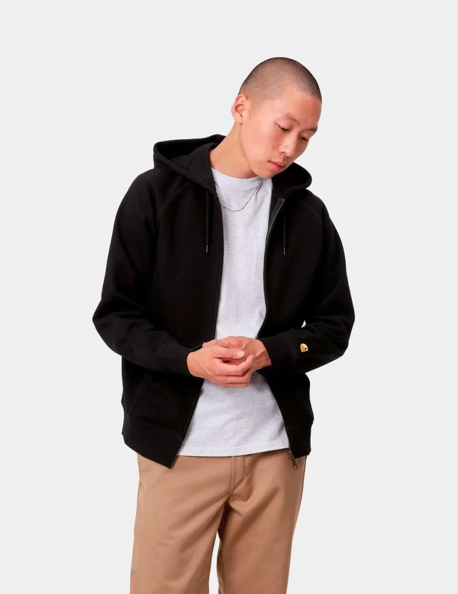 Sud. Cap. Abierta CARHARTT WIP HOODED CHASE - Black / Gold - Imagen 2