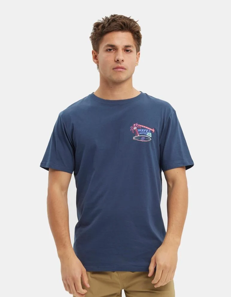 Camiseta MOTEL - Dark Blue