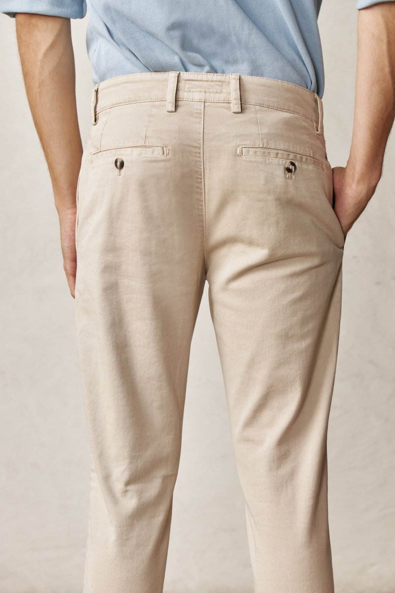 Pantalón Chino - Beige Tostado - Imagen 3