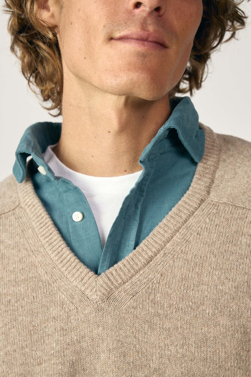 Jersey Cuello Pico Lambswool - Beige Tostado - Imagen 5