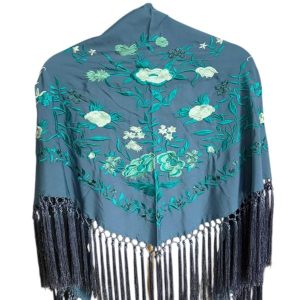 MANTÓN BORDADO OFERTA 9