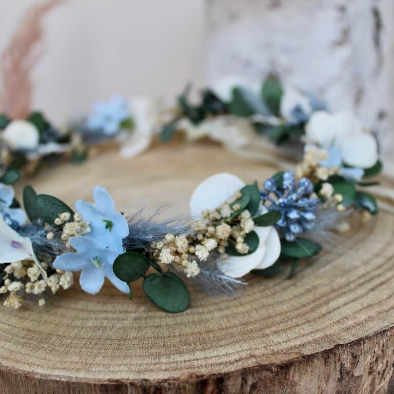Corona de flores azules - Imagen 5