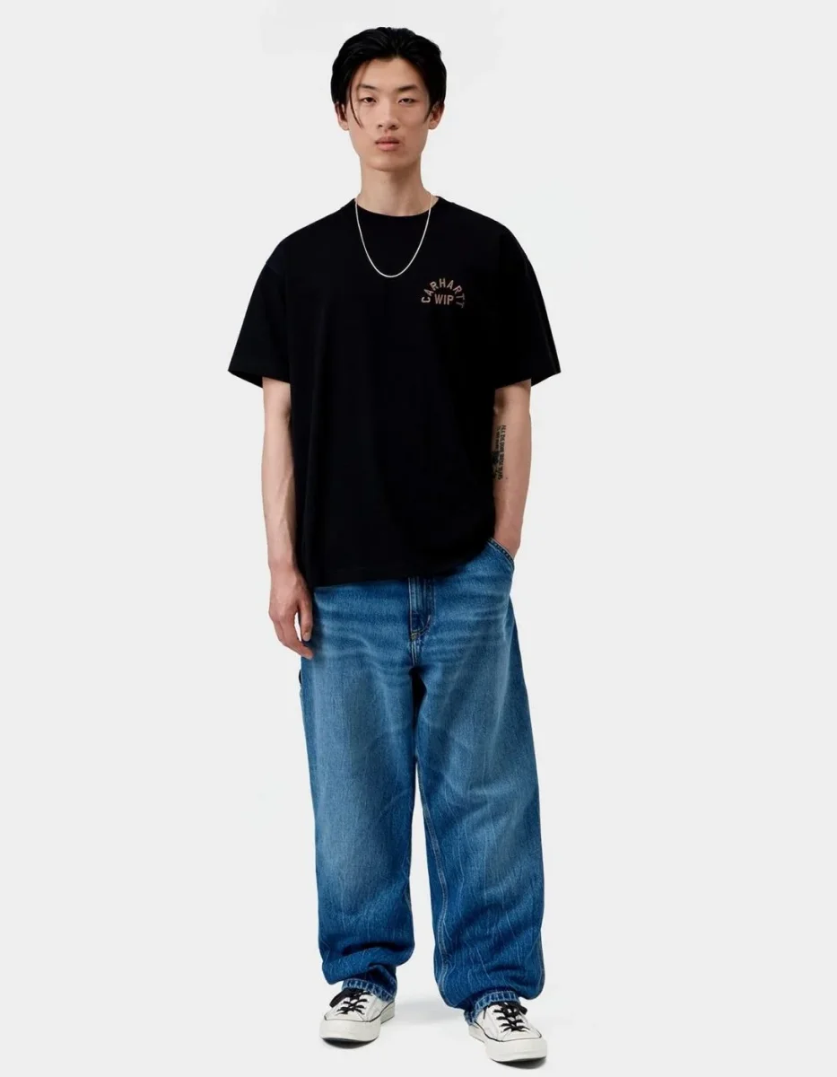 Camiseta ARCH SCRIPT - Black / WIP H Brown - Imagen 4