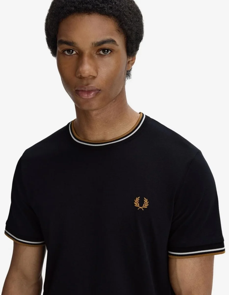 Camiseta FRED PERRY M1588 - Black - Imagen 4