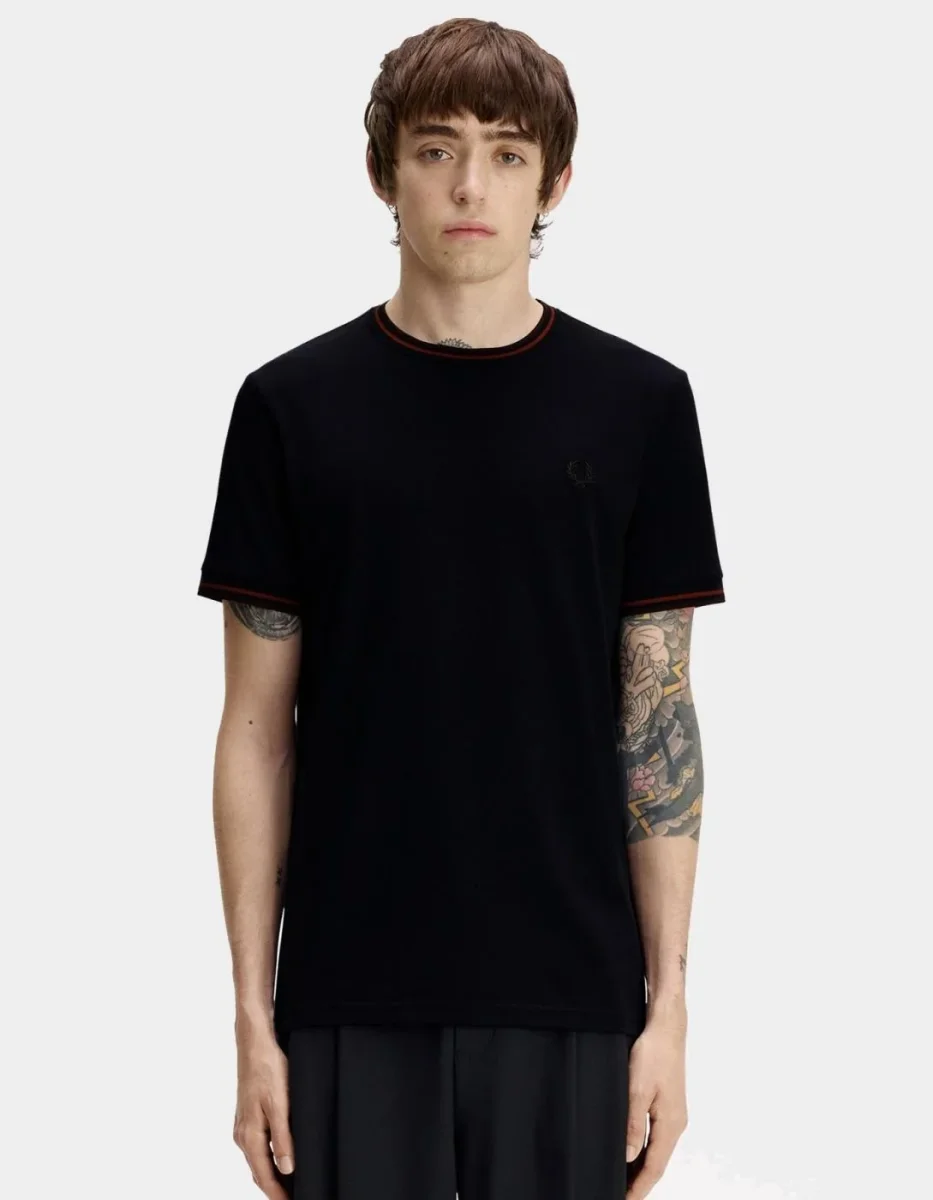 Camiseta FRED PERRY M1588 - Navy/Brandy/Rich Brown - Imagen 2