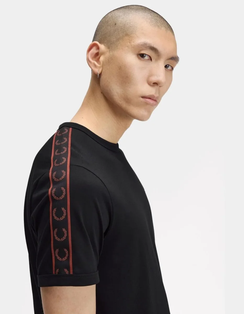 Camiseta FRED PERRY M4613 - Black - Imagen 4