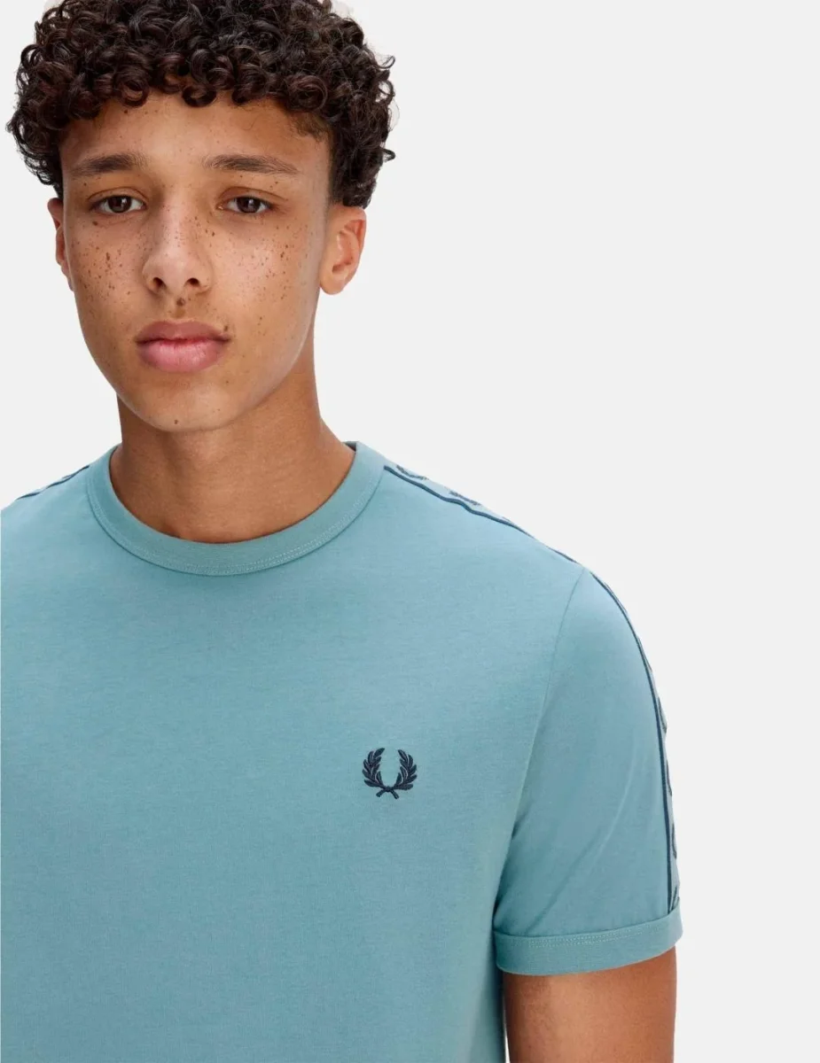 Camiseta FRED PERRY M4613 - Stockport Blue/Navy - Imagen 6