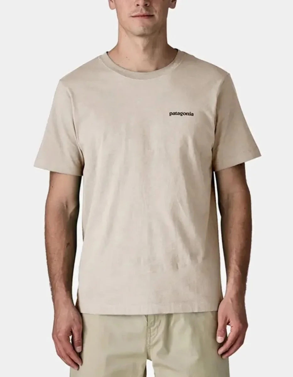 Camiseta PATAGONIA P-6 LOGO - Undyed Natural - Imagen 4