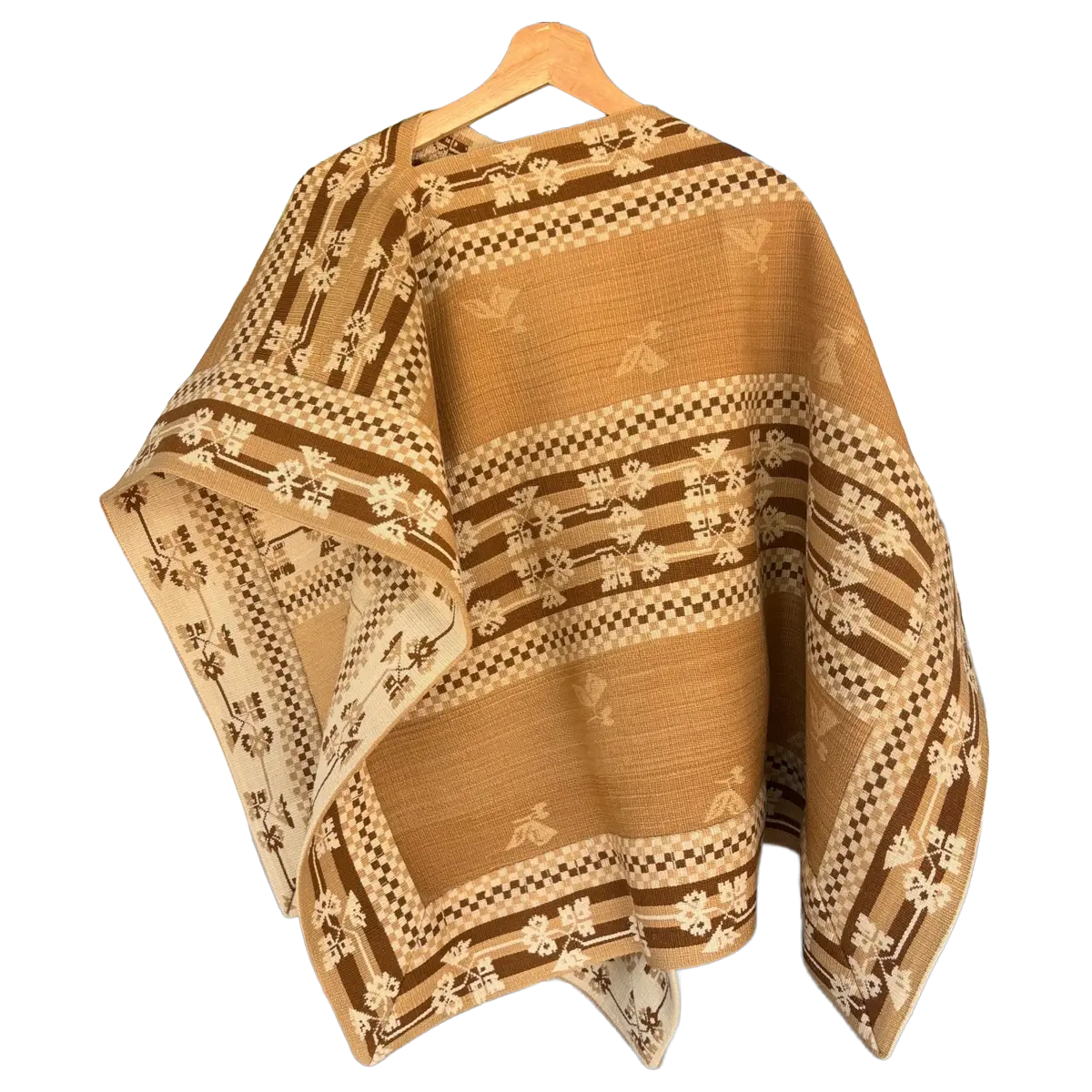 Chamanto de Lana en Tonos Beige con Motivos Tradicionales