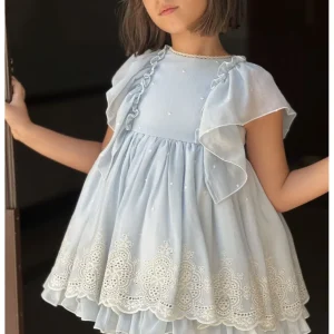 Vestido Plumeti Bordado Azul Claro Colección Luna