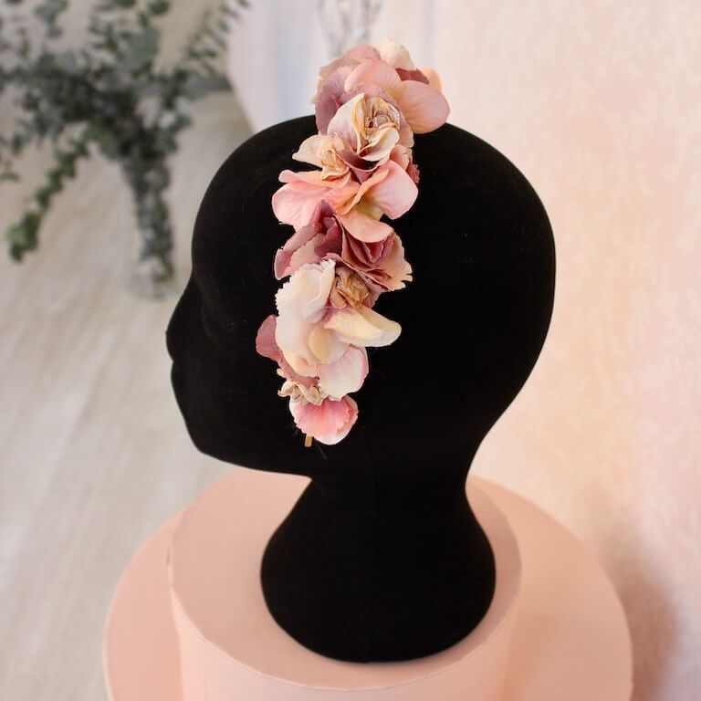 Diadema para niña de flores rosa - Imagen 5