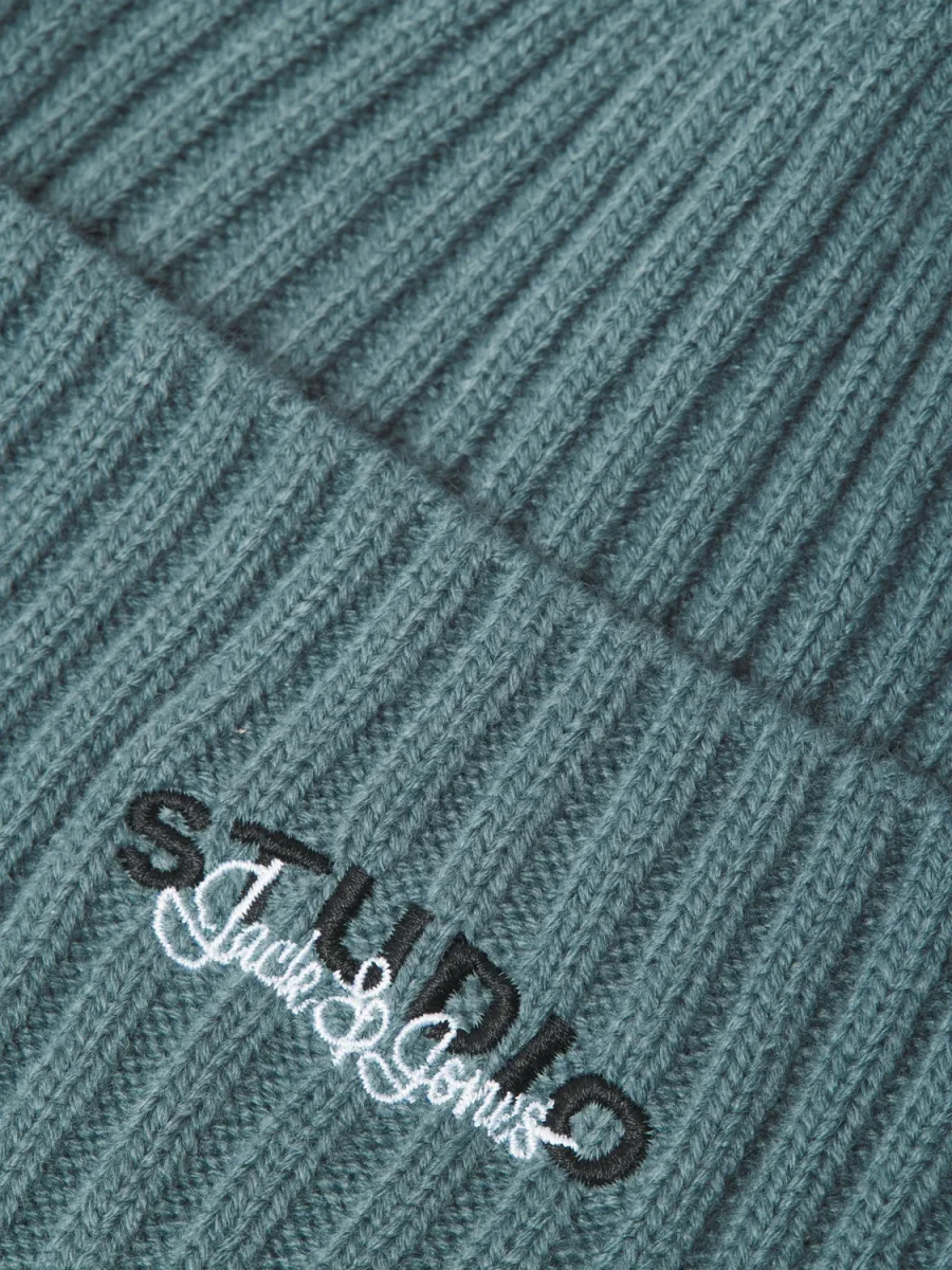 GORRO TEJIDO BORDADO BALLACK - Stormy Weather - Imagen 6