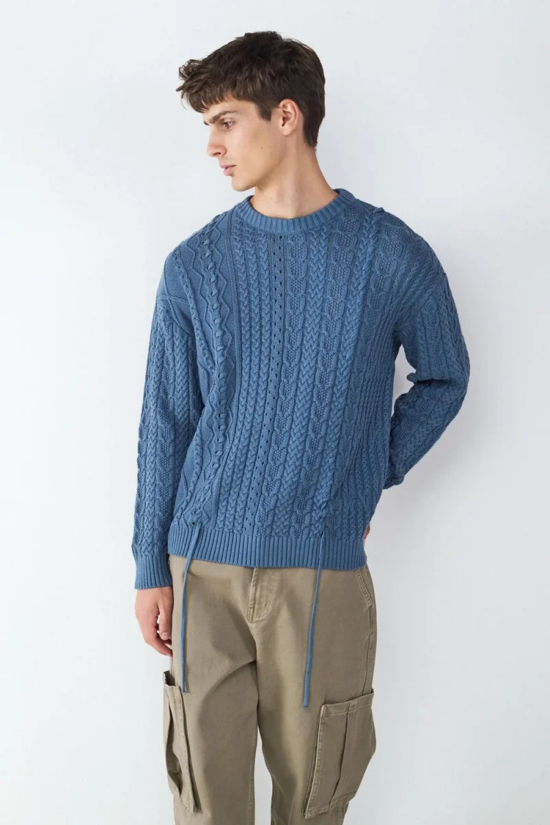 SWEATER CUELLO REDONDO CABLES BMK-NAVY BLUE - Imagen 2