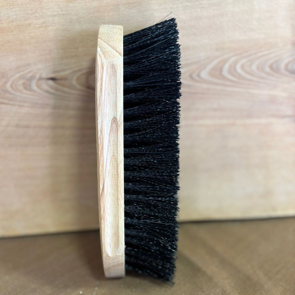 Escobilla Colera para limpieza del caballo - Imagen 3