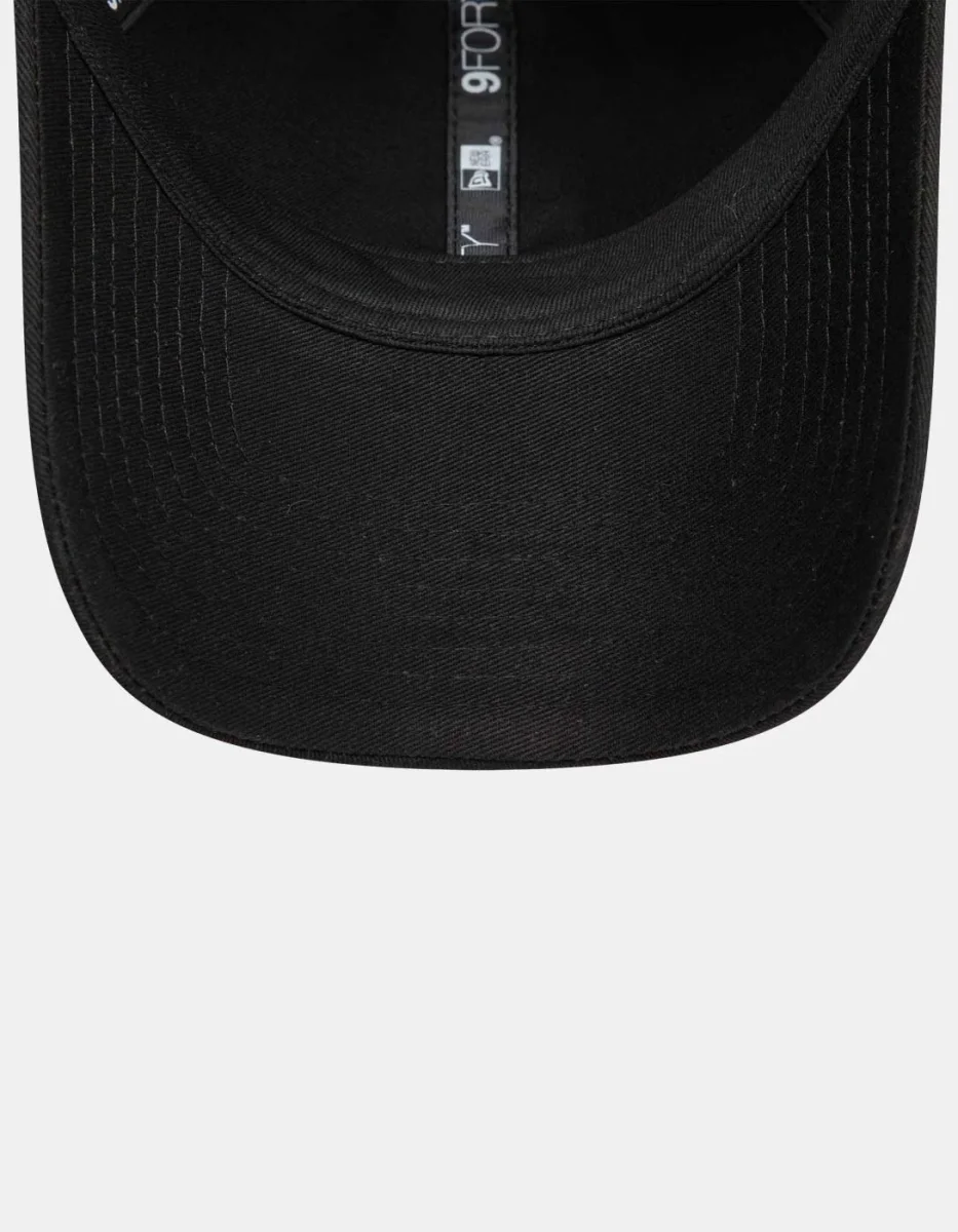 Gorra 940 NE BADGE - Black - Imagen 6