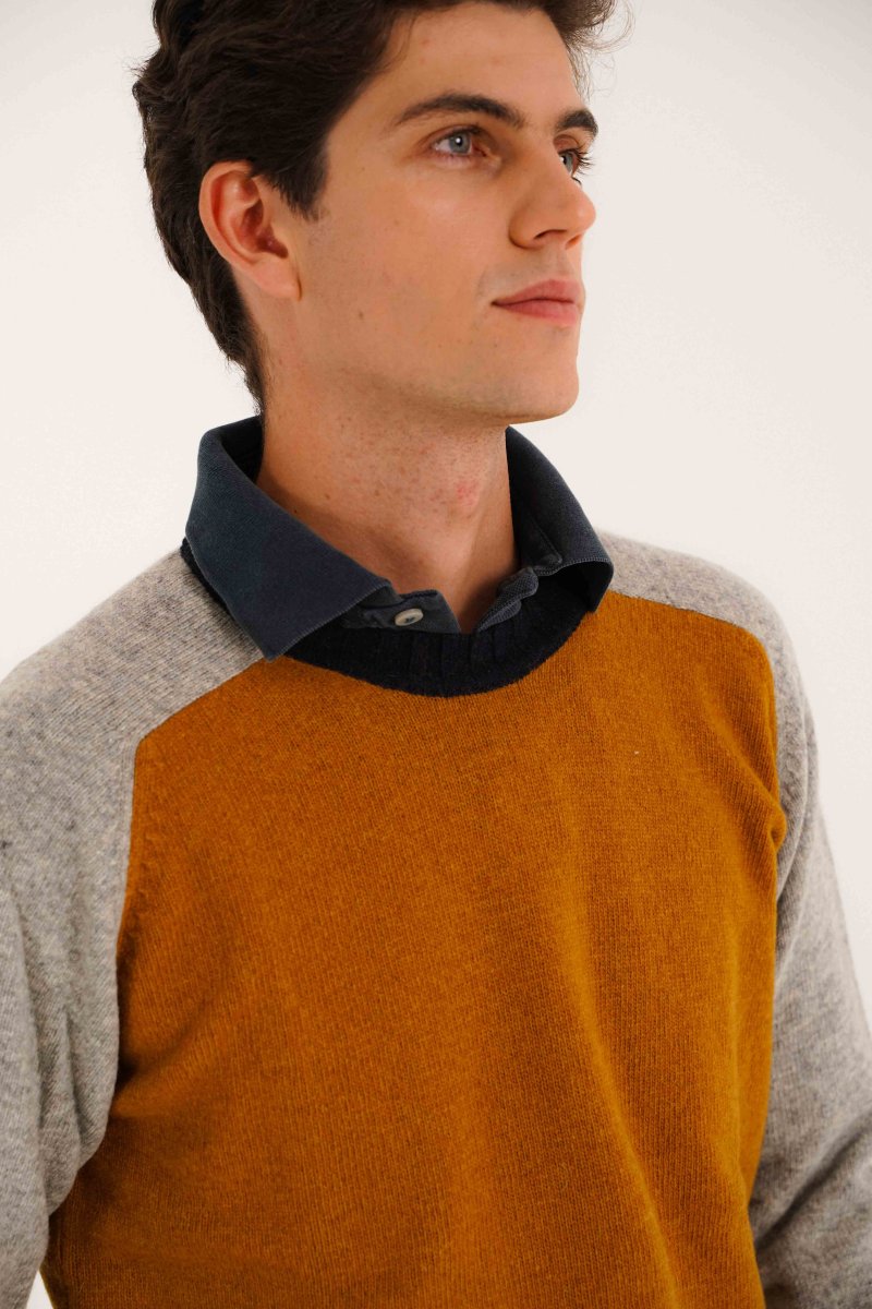 Jersey Cuello Redondo Lambswool - Camel & Gris - Imagen 4