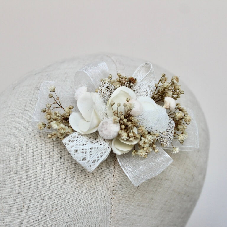 lazo de flores blancas - Imagen 4
