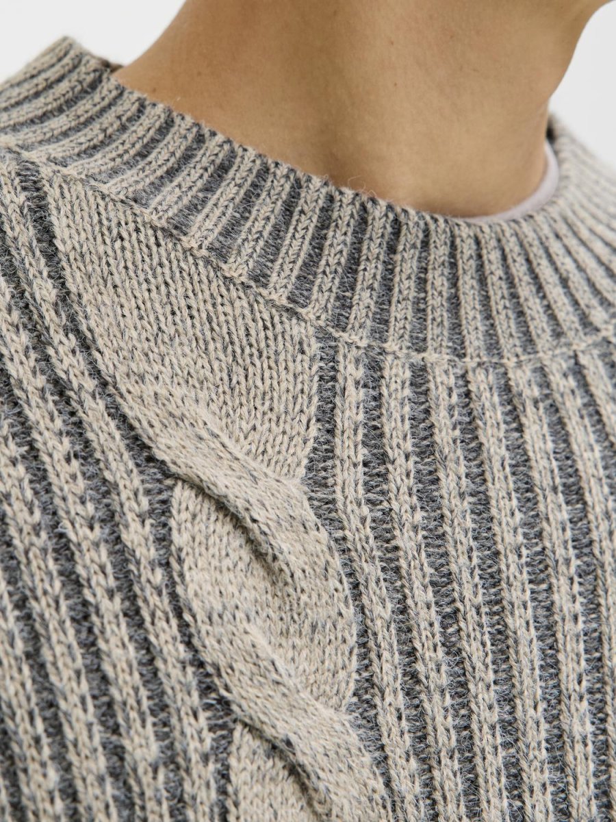 SWEATER RELAXED ACANALADO CARL - Volcanic Ash - Imagen 7