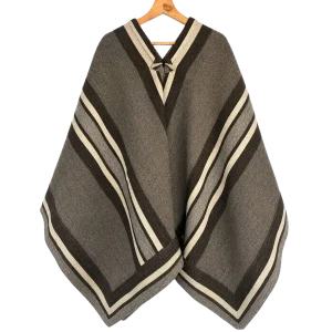 Poncho Fino de Lana de Oveja Gris con Guíncha Tradicional
