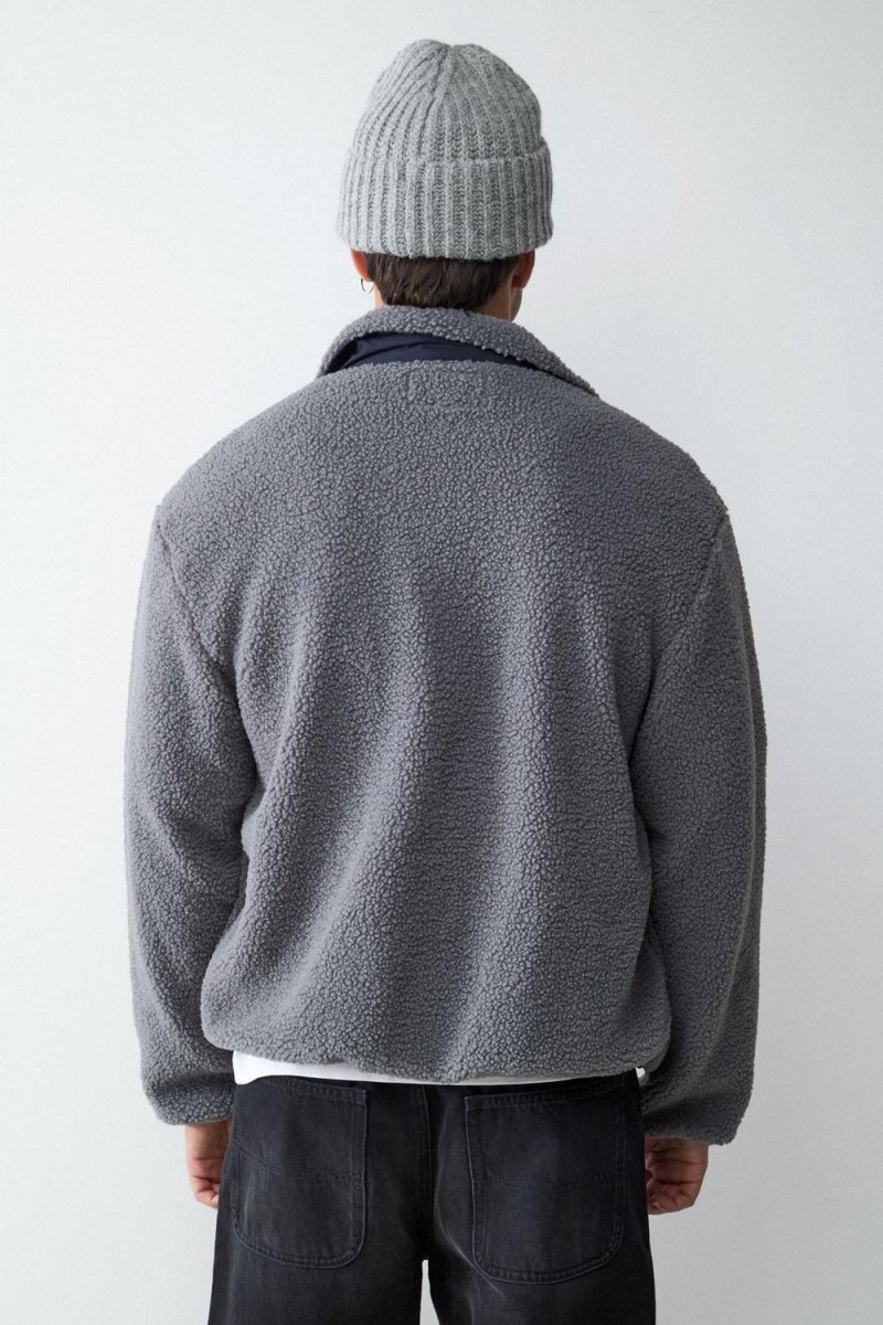 CAMPERA TEDDY BOLSILLO-Concrete Grey - Imagen 4