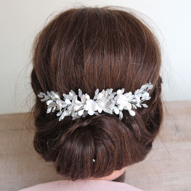 Tocado joya con flores - Imagen 5