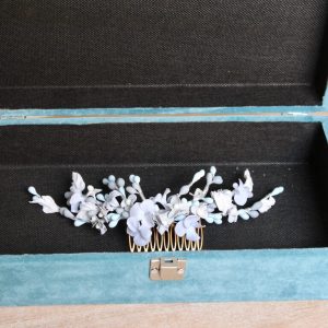 Tocado novia blanco y azul