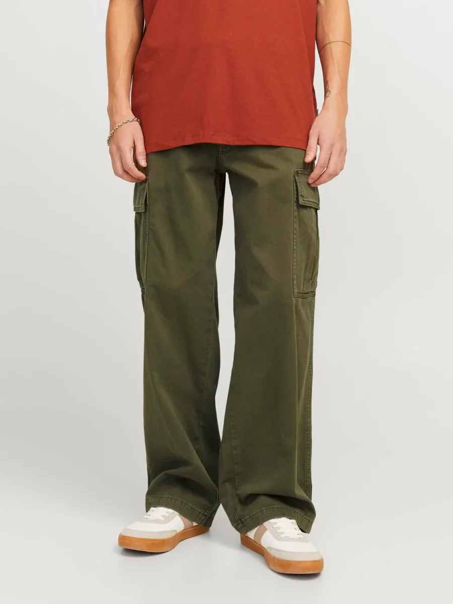 PANTALÓN CARGO TIRO MEDIO AVERY - Olive Night - Imagen 5