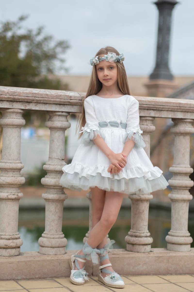 Vestido de media manga niña con tul verde agua